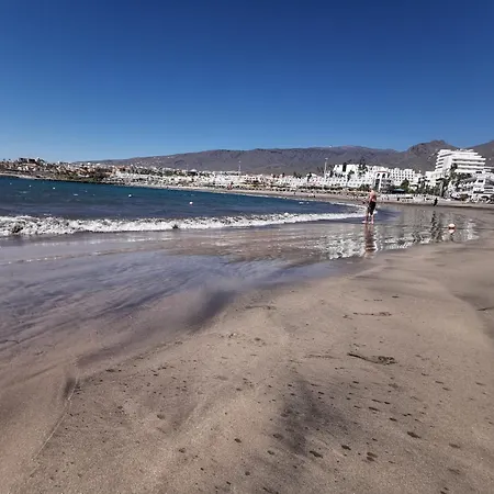 Home2book Charming Pool & Terrace Americas 公寓