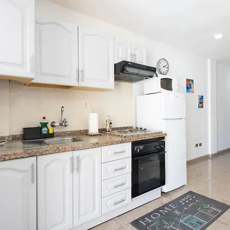 Home2book Charming Pool & Terrace Americas 阿罗纳